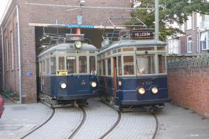 Blauwe Trams A106 en A327